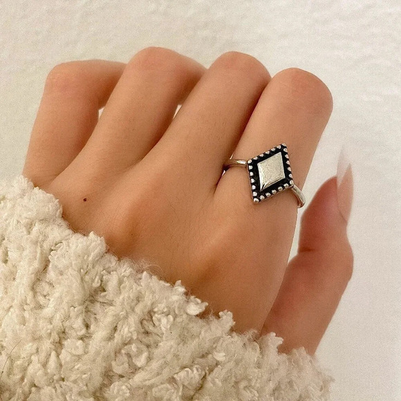 925 Sterling Silver Minimalist Ring Geometric Ring Stackable Ring Band - Picture 5 of 11